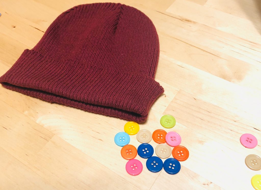 100均ニット帽は、ちょい足しアレンジがカワイイ♡ 100円ショップ FLET'S（フレッツ）・百圓領事館
