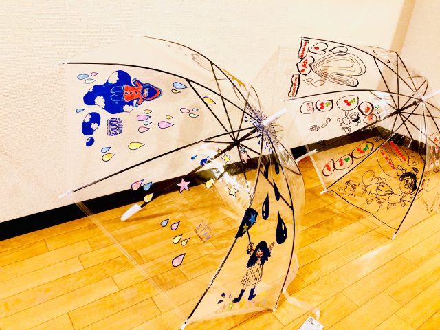 世界に１つだけ 100均のシールとペンで作るオリジナル傘が好き 100均自由研究 100円のチカラ 100円ショップ Flet S フレッツ 百圓領事館