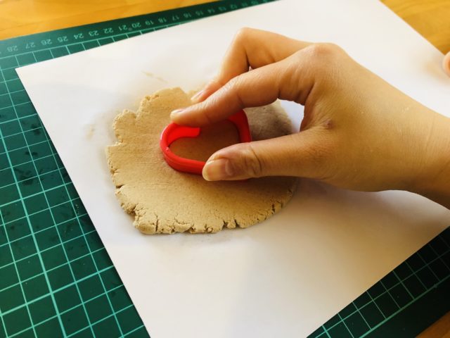 100均クッキースタンプ 粘土で作る ほっこりするナチュラル雑貨 100円ショップ Flet S フレッツ 百圓領事館