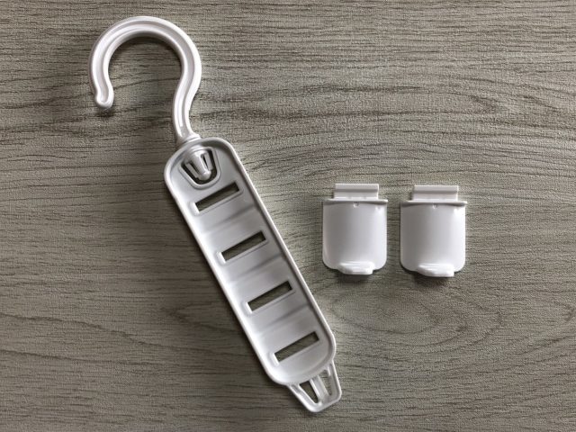 掛けてすっきり 見せる収納にも最適 100均の帽子ハンガー 100円ショップ Flet S フレッツ 百圓領事館