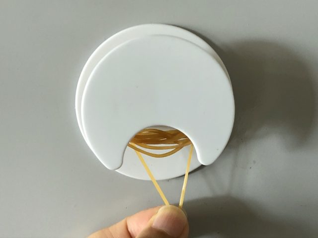 もう絡まない 1 本ずつ取れる100均の どこでも輪ゴム 100円のチカラ 100円ショップ Flet S フレッツ 百圓領事館
