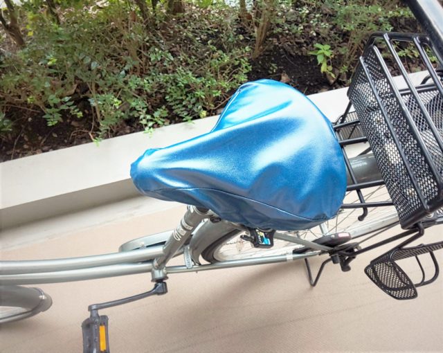雨やホコリを防ぎ 防犯にも役立つ 100均の 自転車カバーグッズ 100円ショップ Flet S フレッツ 百圓領事館 雨やホコリを防ぎ 防犯にも役立つ 100均の 自転車カバーグッズ 100円ショップ Flet S フレッツ 百圓領事館