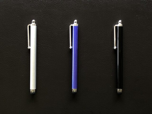 100円の人気タッチペンが超高見え まだの人はぜひ使ってみて 100円のチカラ 100円ショップ Flet S フレッツ 百圓領事館